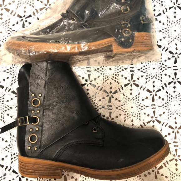 Shoes | Retro Cuffed Martin Boots 